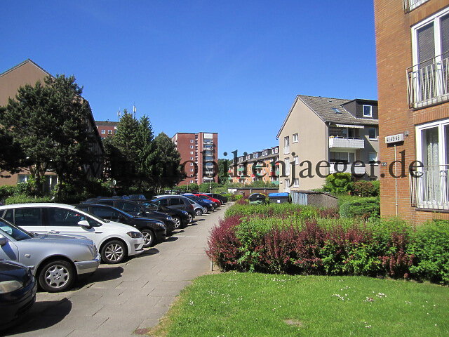 In Fußnähe zum EKZ Farmsen - Grünflächen Berner Au - gepflegte Wohnung mit Balkon - Gäste-WC - 2.OG - Photo 2