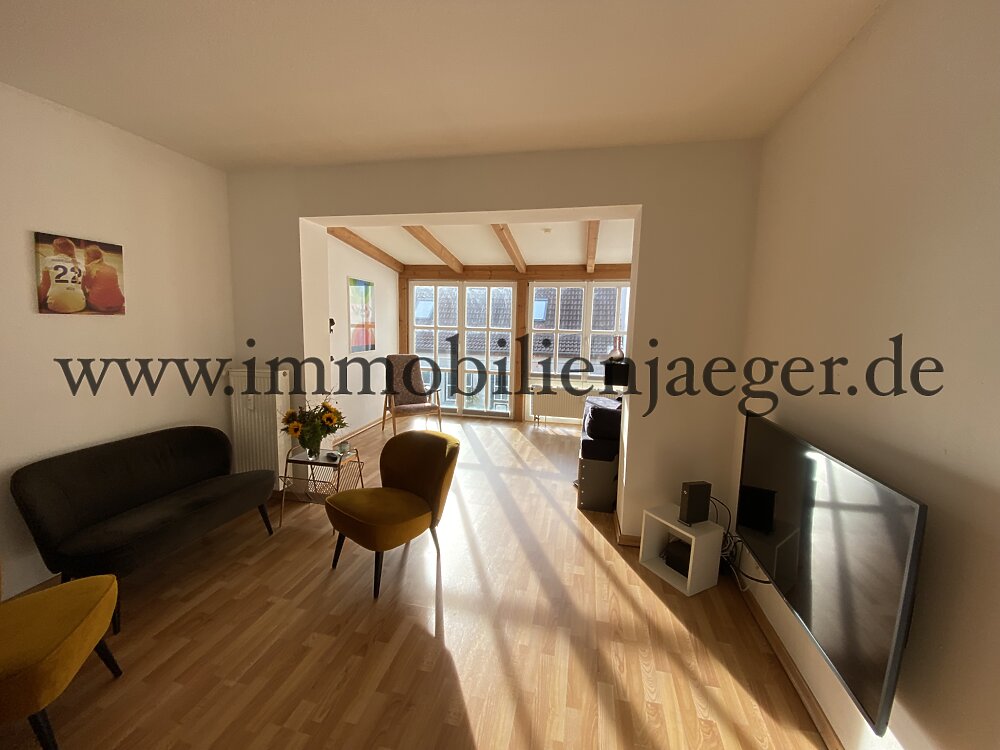 Idyllischer Hinterhof in ruhiger Wohnlage - Charmante Maisonette-Wohnung mit Wintergarten - Photo 4
