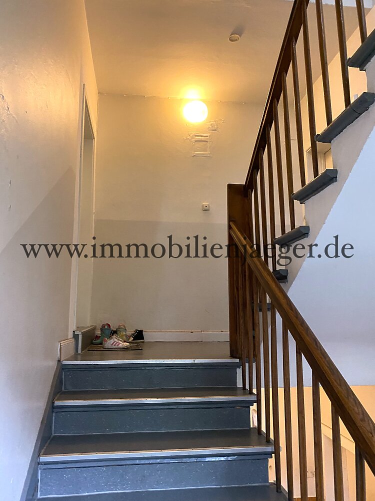 Horn - Washingtonallee - großzügige Wohnung mit Balkon zum Innenhof - EBK - Eckbadewanne - im 2.OG - Foto 4