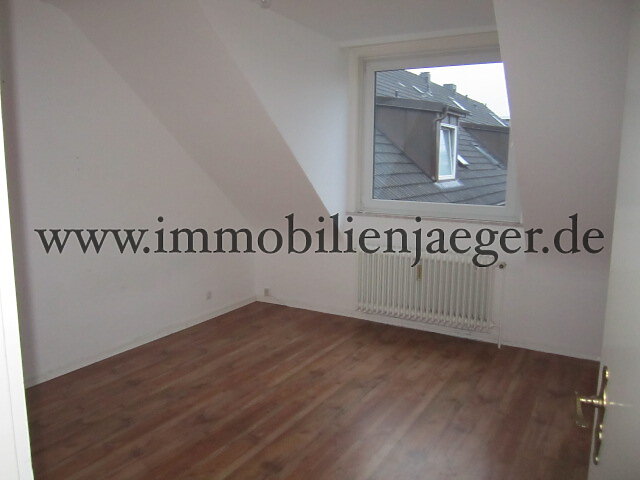 Norderstedt-Glashütte Segeberger Chaussee - gepflegte Dachwohnung mit Zimmer zum ruhigen Innenhof - Foto 2